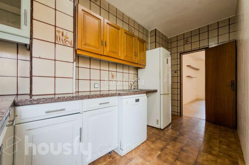 Foto a8db820c-10f2-4467-87e4-b22a1810031d. Piso en carrer de nàpols . en El Camp d´en Grassot i Gràcia Nova Barcelona