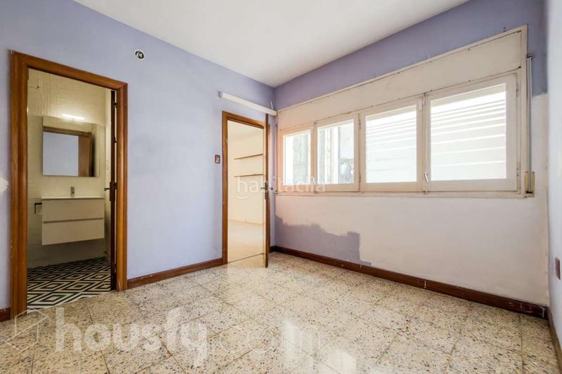 Foto dd7ca86e-c8e1-4200-8d12-0d9e6e449d97. Piso en carrer de nàpols . en El Camp d´en Grassot i Gràcia Nova Barcelona