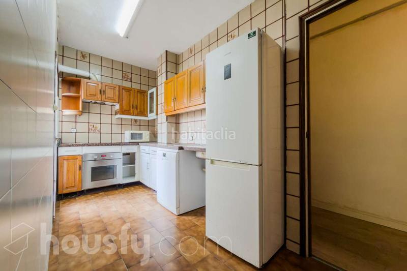 Foto f31b1d3d-8060-4f3c-801d-dd74b5c8332c. Piso en carrer de nàpols . en El Camp d´en Grassot i Gràcia Nova Barcelona