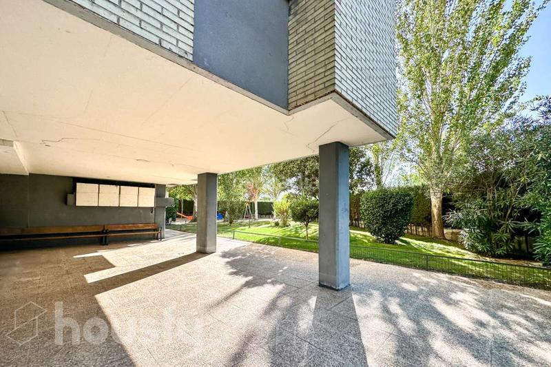 Foto b7e61594-67ed-4741-8609-2f698774beba. Appartamento in calle de ocaña . in Aluche Madrid