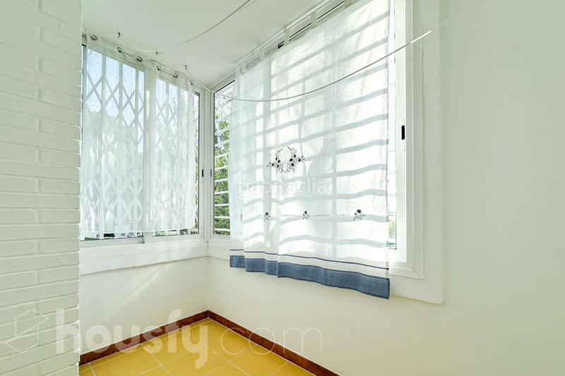 Foto b9984f90-18dc-4980-9816-e93847da24c8. Appartamento in calle de ocaña . in Aluche Madrid