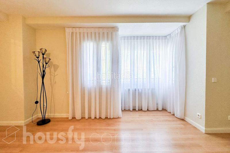Foto c908354f-27ed-421d-a296-53aa344036ec. Appartamento in calle de ocaña . in Aluche Madrid