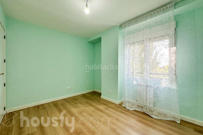 Foto 6170d351-1961-4772-8961-f10a14e16357. Etagenwohnung in calle de ocaña . in Aluche Madrid