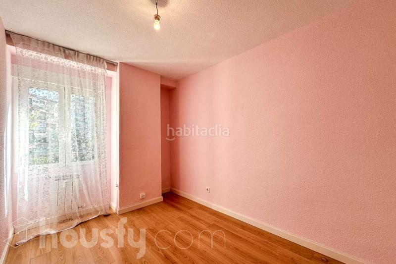 Foto f31f790a-f7fc-4354-a472-aff318ac054c. Etagenwohnung in calle de ocaña . in Aluche Madrid