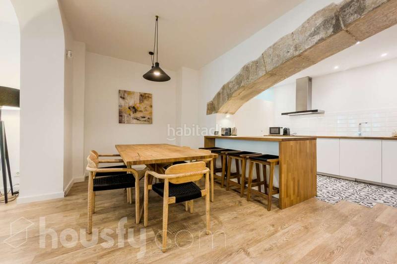 Foto 45b1f5e2-a423-44c6-9bd3-33b3af79f3a3. Etagenwohnung in carrer de la carabassa . in Gòtic Barcelona