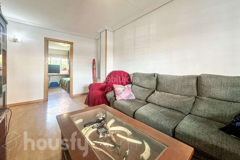 Foto b97b706c-ce42-4ac6-a1e9-cbaf440624dc. Appartamento in calle potasa . in Butarque Madrid