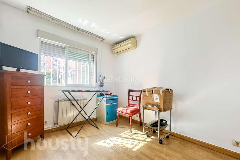 Foto dfda4469-9bac-4b55-bb57-650a34a89f07. Appartamento in calle potasa . in Butarque Madrid