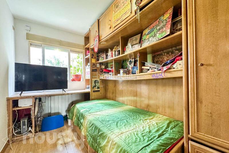 Foto 76312c2d-7ee1-441e-bbb4-b6221f62d5c3. Appartement dans calle potasa . dans Butarque Madrid