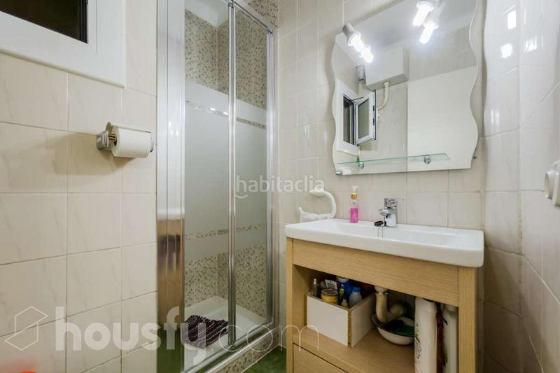 Foto e9d69a62-2daa-49c8-8d26-df4434a8e148. Etagenwohnung in carrer larrard . in La Salut Barcelona
