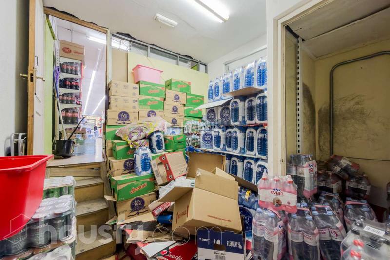 Foto 34e29900-d3b1-4b0a-9188-de115450ce43. Local commercial dans avinguda del paral·lel . dans Barcelona