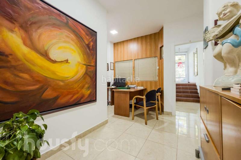 Foto 6984733c-f7a6-4f6f-8eb0-98d335599c2e. Local commercial dans avinguda del paral·lel . dans Barcelona