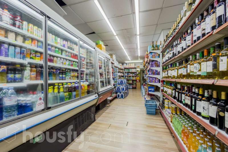 Foto bbd7cd2e-6ee3-4a1d-b9b8-6e483af3e452. Local commercial dans avinguda del paral·lel . dans Barcelona