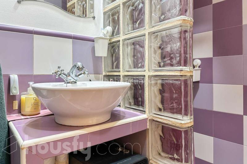 Foto 2eac9ff9-38b7-47d5-bd2b-3680c65d2a4b. Flat in calle de canarias . in Palos de Moguer Madrid