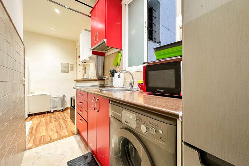 Foto 586b847f-38f2-4a85-b09f-72547ade57d8. Flat in calle de canarias . in Palos de Moguer Madrid