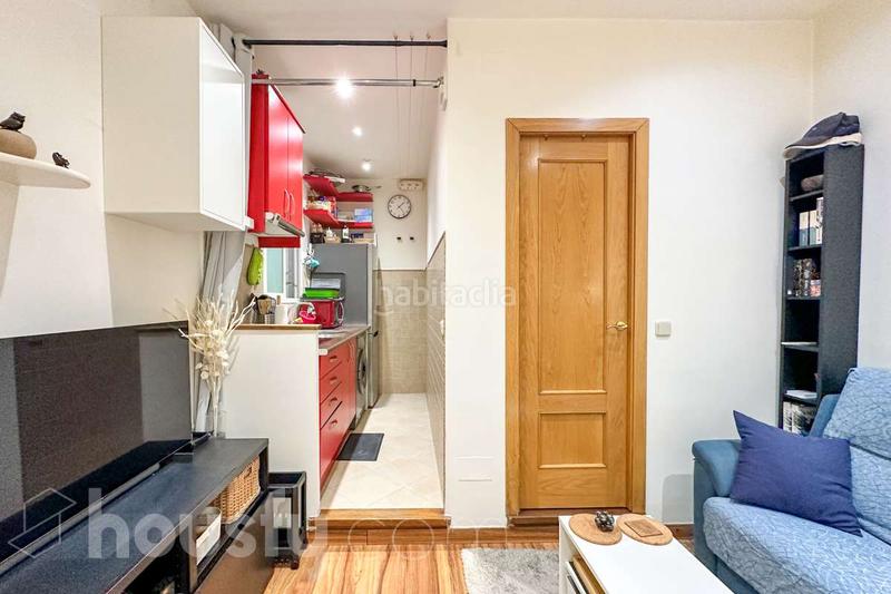 Foto b42e3969-0f9d-4c2d-8d80-006ef09754a6. Flat in calle de canarias . in Palos de Moguer Madrid