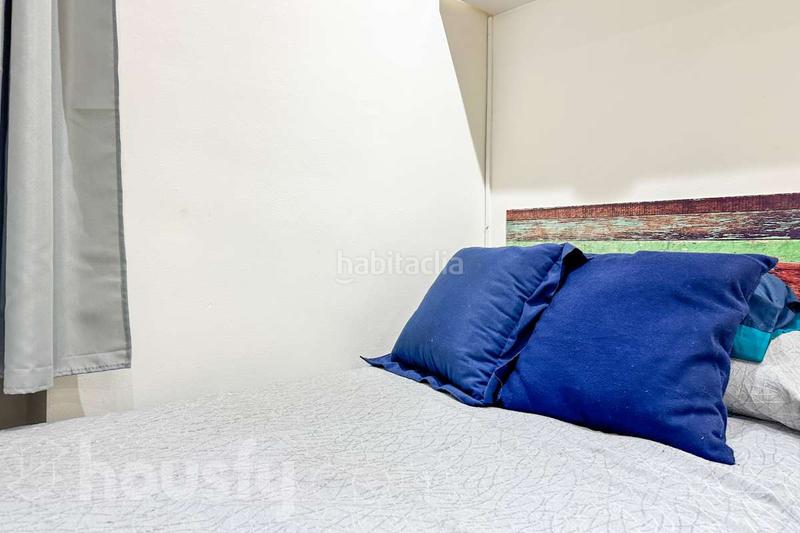 Foto 32edaaf4-615e-4b3e-b564-b1a25af516b5. Piso en calle de canarias . en Palos de Moguer Madrid