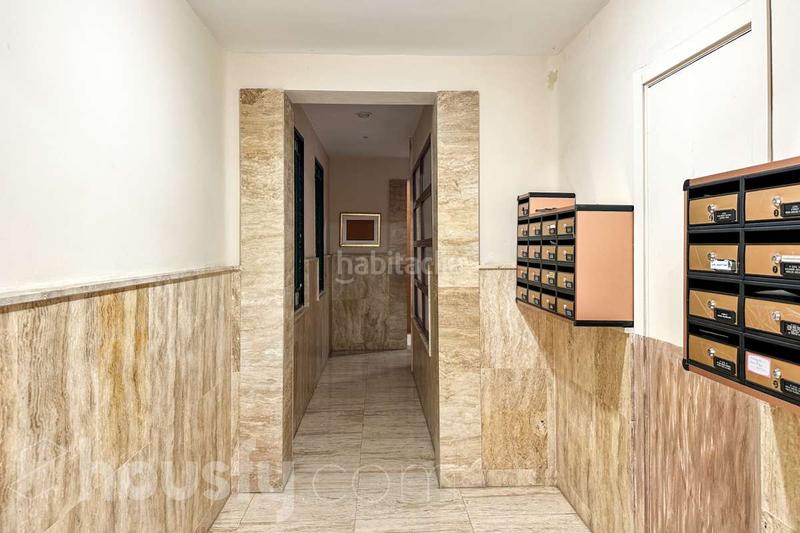 Foto 86d37e0e-98bc-4628-9b1c-70b53e6ffad9. Piso en calle de canarias . en Palos de Moguer Madrid