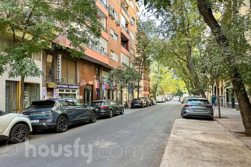 Foto b9e91e54-a545-4389-8624-42d91ed217c6. Piso en calle de canarias . en Palos de Moguer Madrid