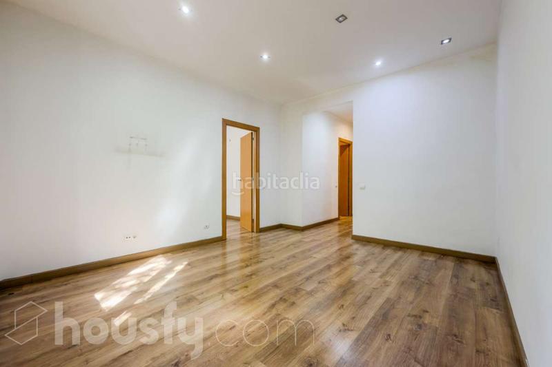 Foto ba82bee4-b288-444d-9948-e4bae9d2e345. Appartement dans carrer de casanova . dans L´Antiga Esquerra de l´Eixample Barcelona