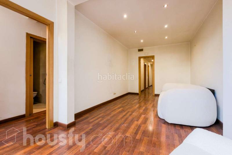 Foto 8f9dfbb1-51c2-4fbc-a383-425c412428eb. Piso en carrer de casanova . en L´Antiga Esquerra de l´Eixample Barcelona