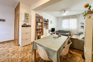 Etagenwohnung in Calle Luis Vives .