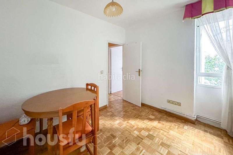 Foto a3b7c3c1-8579-42ab-b1e9-6439be02d8fb. Appartamento in calle de illescas . in Aluche Madrid