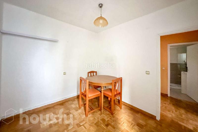 Foto 6ab3889b-7451-4add-abbc-5225b0a2bb72. Appartement dans calle de illescas . dans Aluche Madrid