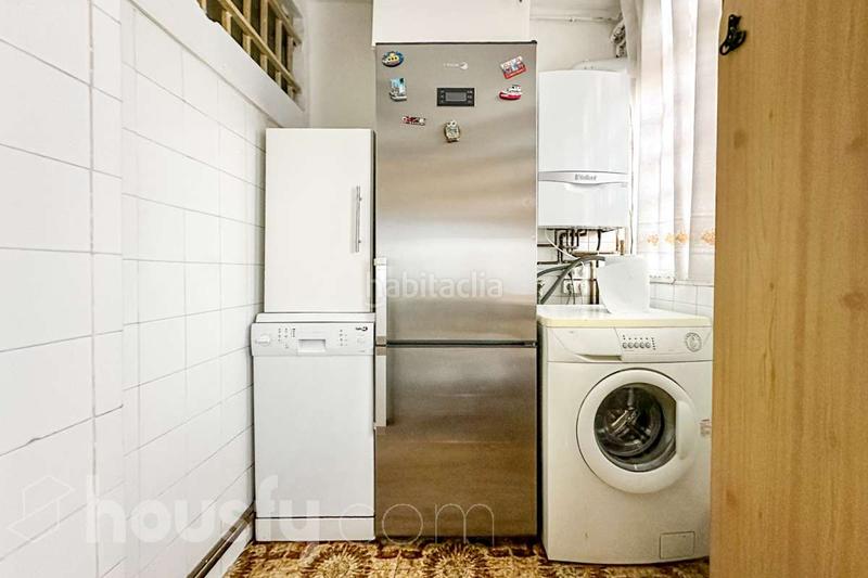 Foto e5b4b2ae-2584-4589-a1f3-669fe5be3c52. Etagenwohnung in calle de illescas . in Aluche Madrid