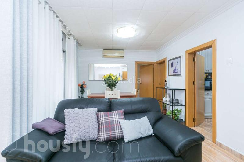 Foto 2b21ed9a-bfac-49b9-b033-8696271db3fe. Appartement dans cl gasela . dans La Guineueta Barcelona