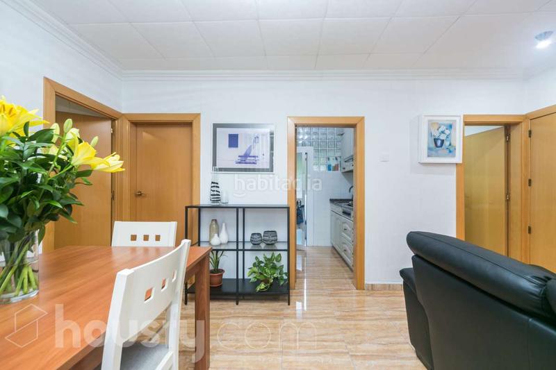 Foto 4b20eb43-1af2-44cf-813f-0153d6776d1f. Etagenwohnung in cl gasela . in La Guineueta Barcelona