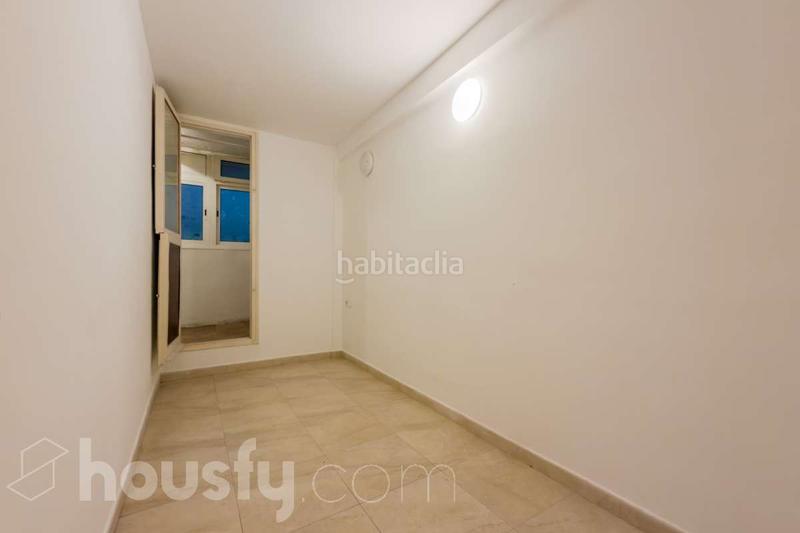 Foto 1877d830-b6f5-48cc-9e0f-4000a6ff3450. Appartamento in av meridiana . in La Sagrera Barcelona
