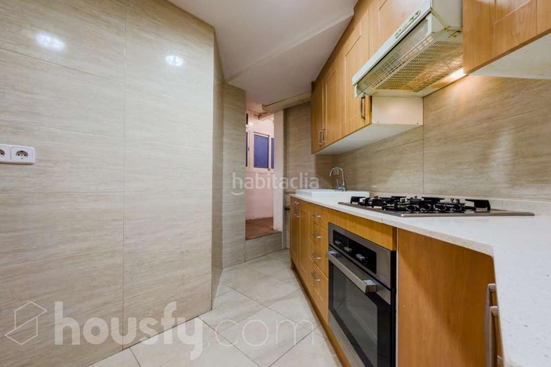 Foto 275b6628-96c0-4585-965a-ce470798eef2. Appartamento in av meridiana . in La Sagrera Barcelona