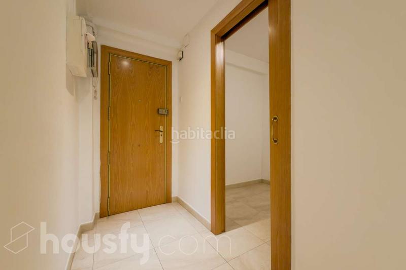 Foto 69459648-733c-44f1-a36f-43c82d8862ff. Flat in av meridiana . in La Sagrera Barcelona