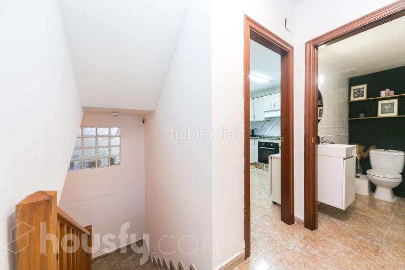 Foto 4bc2e4a1-a02f-4e37-b7ca-a12c06e749f2. Reihenhaus in carrer igualada . in Roda de Barà