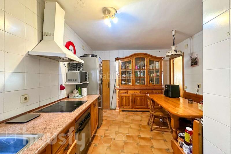 Foto 2d72857f-ede3-4ca9-9a19-b89b6334cfb8. Casa adosada en calle del grabado . en Sector 3 Getafe