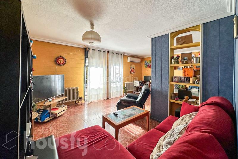 Foto 8b537efe-ad91-496b-bbcc-c3d79eee6ba8. Reihenhaus in calle del grabado . in Sector 3 Getafe