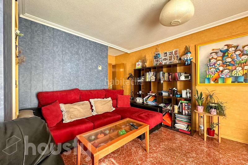 Foto 2b5d3614-dc7c-4344-83b4-c47662b7943d. Semi detached house in calle del grabado . in Sector 3 Getafe