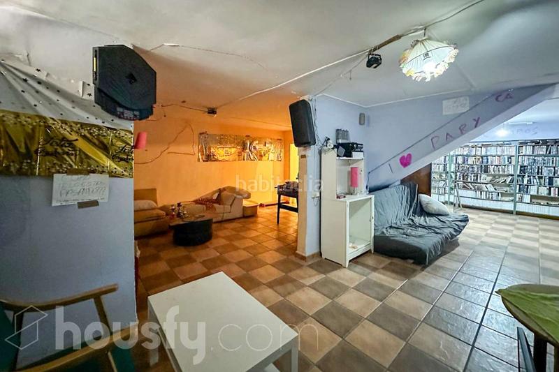 Foto 573753c0-7320-44f7-a202-f45c1fccaef3. Semi detached house in calle del grabado . in Sector 3 Getafe