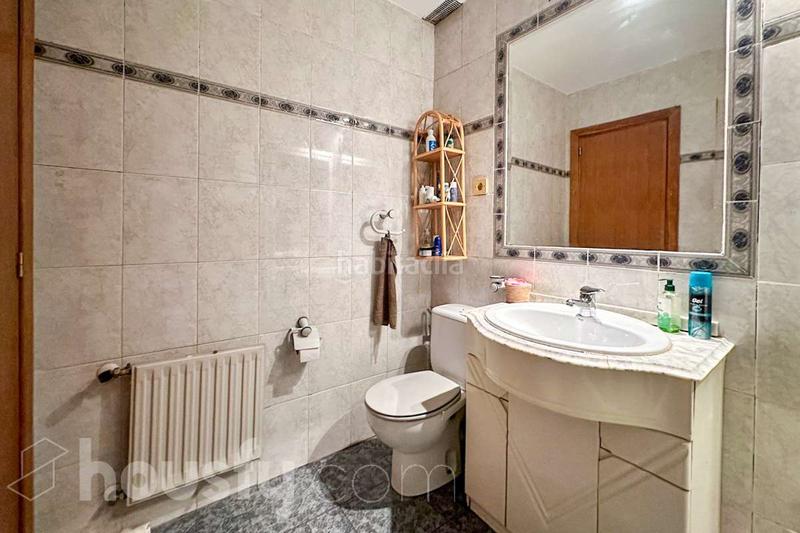 Foto 9d9166db-97ca-4958-a770-4851f6b7f054. Semi detached house in calle del grabado . in Sector 3 Getafe