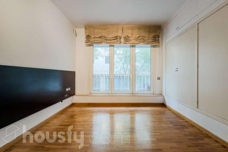 Foto 8fa247ef-1055-441a-bca6-7ee1cbd7e3f9. Appartement dans carrer del cardenal vives i tutó . dans Barcelona