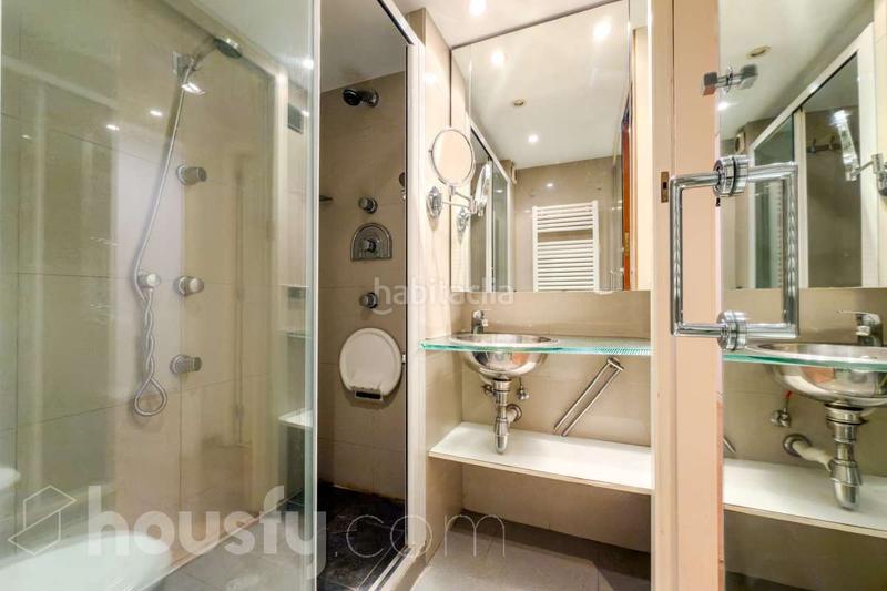 Foto 91d1adb1-175b-42e1-9600-1d513c3ee73f. Appartement dans carrer del cardenal vives i tutó . dans Barcelona