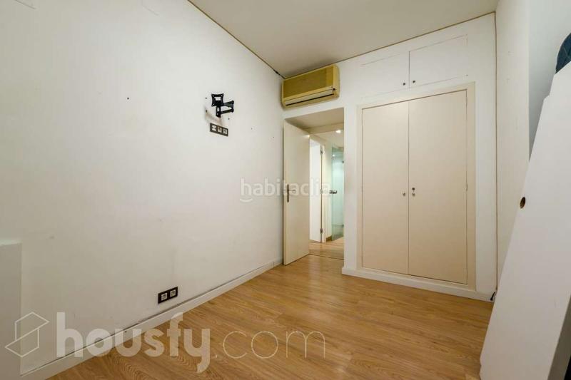 Foto ba5980fd-2c11-447c-b703-d829e155b206. Appartement dans carrer del cardenal vives i tutó . dans Barcelona