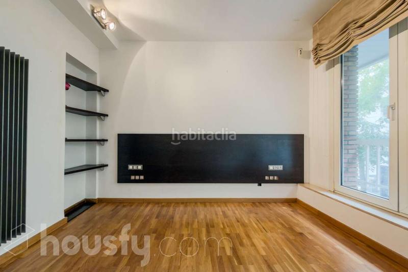 Foto f486803d-76b3-446e-ad91-fe6a3d1a4a83. Flat in carrer del cardenal vives i tutó . in Sarrià Barcelona