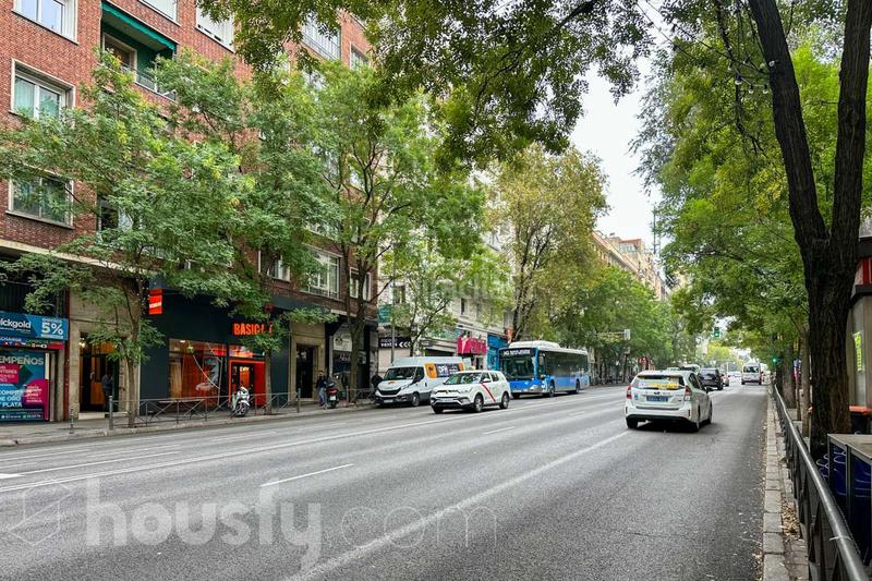 Foto 78124f3f-294e-4b46-a05d-539222ae1fda. Appartement dans calle alcalá . dans Guindalera Madrid