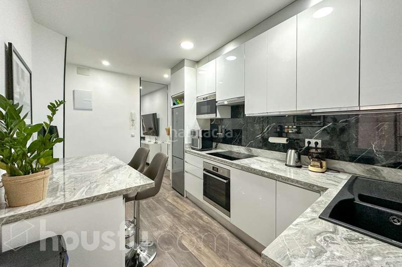 Foto a35799ab-ff6f-4e66-9642-eacf5657cd3a. Appartement dans calle alcalá . dans Guindalera Madrid