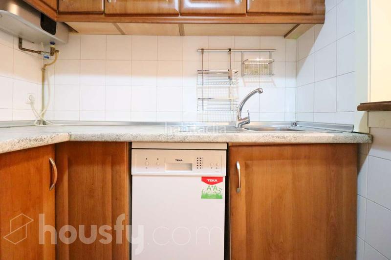 Foto 83be8620-4d41-4377-932b-7594b2cbcd3e. Appartamento in calle del sol . in Fuente del Berro Madrid