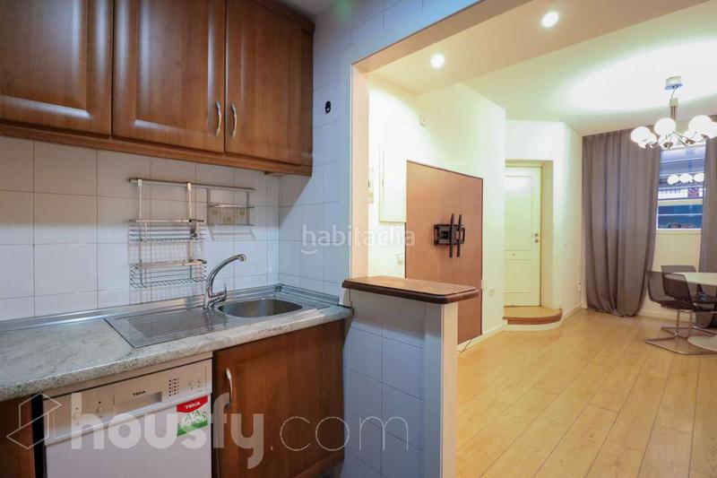 Foto 536f1207-a42c-4660-878f-4353526bcdb3. Appartement dans calle del sol . dans Fuente del Berro Madrid