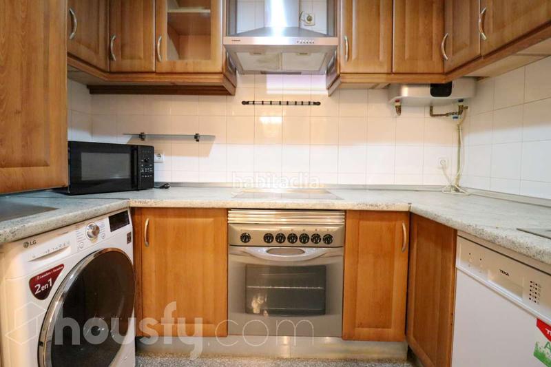 Foto 6e8e5a07-8f96-4ba0-b8b8-c72d23756e3c. Appartement dans calle del sol . dans Fuente del Berro Madrid