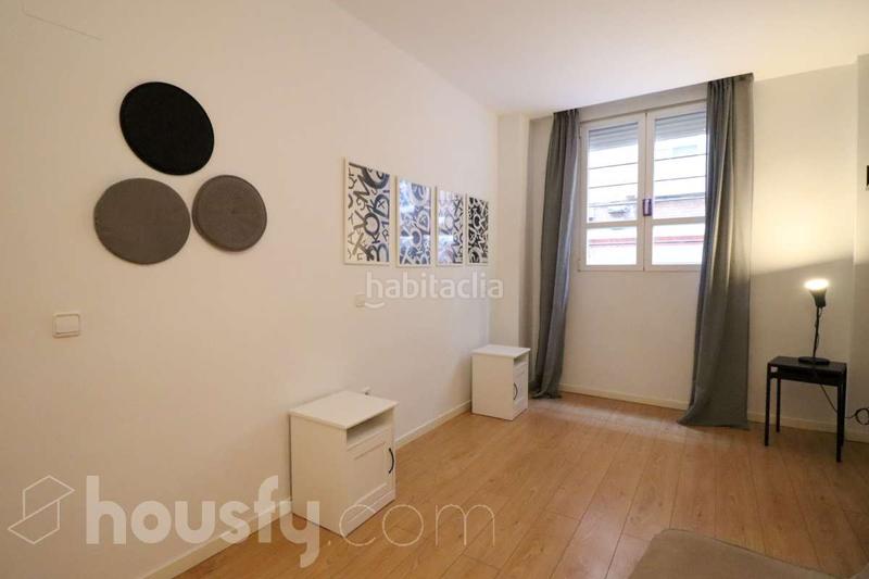 Foto 231c4f12-e8b3-49ec-8570-51eb0784c0ad. Etagenwohnung in calle del sol . in Fuente del Berro Madrid