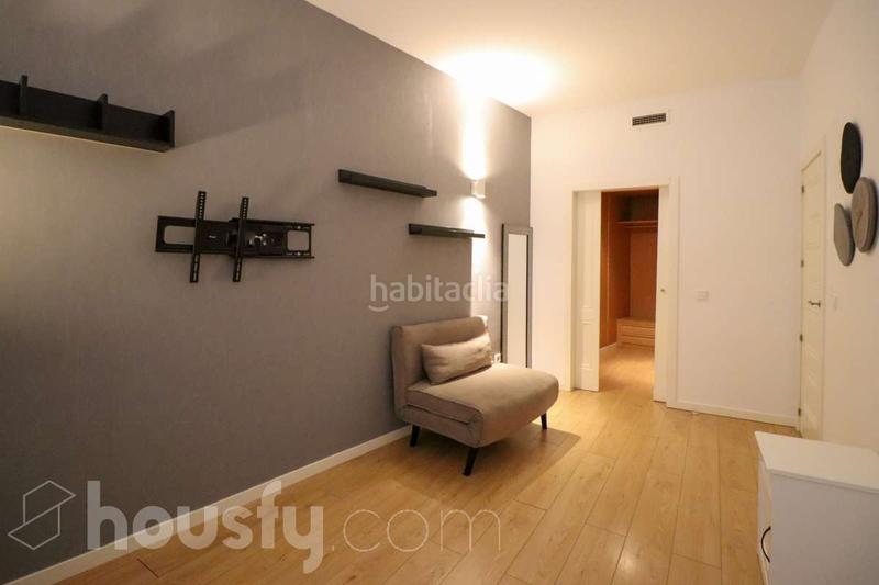 Foto f3e07f57-8e7f-420a-97b0-58a7c143c138. Etagenwohnung in calle del sol . in Fuente del Berro Madrid